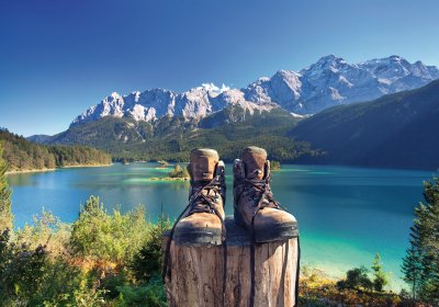 Wandern am Eibsee © Jenny Sturm-fotolia.com